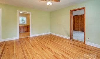 37 Taft Ave, Asheville, NC 28803