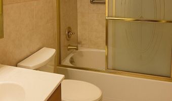 293 Gloucester Ct, Aberdeen, NJ 07747