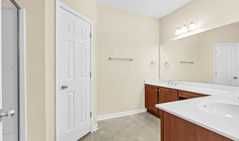 919 Branch Line Ln, Apex, NC 27502