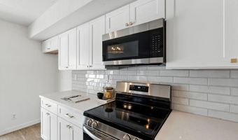 6454 E PASO NUEVO Dr 101, Cave Creek, AZ 85331