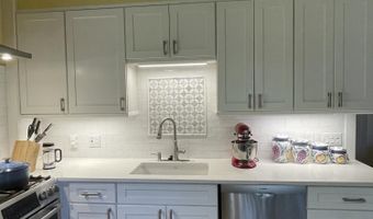 52 S Allen St, Albany, NY 12208