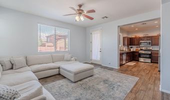 1090 E Lyle Canyon Dr, Sahuarita, AZ 85629