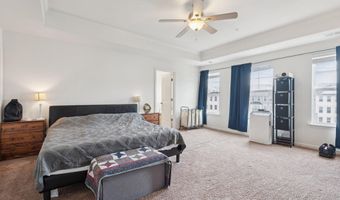 42227 CANARY GRASS Sq, Aldie, VA 20105