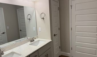 102 Riggins Ln, Anderson, SC 29621