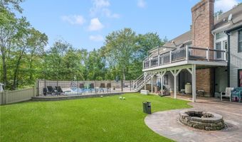 291 Old Oxford Rd, North Smithfield, RI 02896
