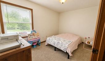 8005 Stone Castle Rd, Athens, OH 45701