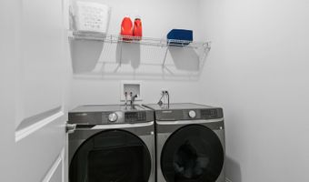 1014 Dr. John Burkey, Algonquin, IL 60102