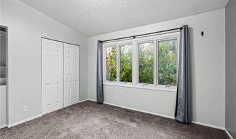 4373 Arden View Ct, Arden Hills, MN 55112