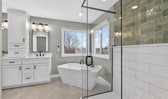 1249 Arbor Bluff Cir, Ballwin, MO 63021