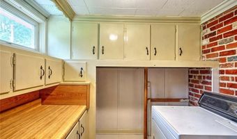 3 Waumsett Ave, Cumberland, RI 02864