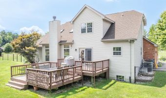 210 Evergreen Dr, Batesville, IN 47006