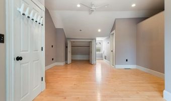58 G St, Boston, MA 02127