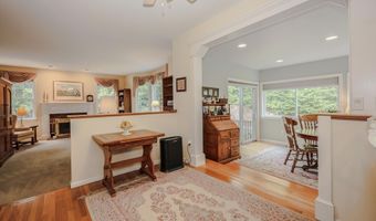 48 Essex Rd, Bedford, NH 03110
