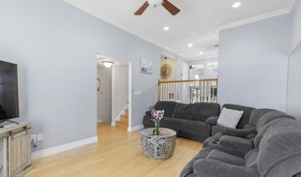 192 Clubhouse Dr, Middletown, NJ 07748