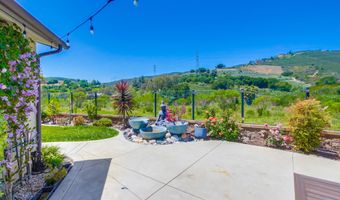 2972 Hayloft Pl, Escondido, CA 92029