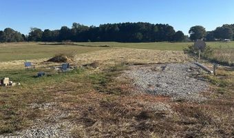 7066 Vivians Rd, Anderson, AL 35610