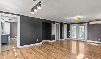 5 Lea Dr, Bristol, RI 02809