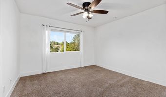 1671 Joshua Tree Ln, Fallbrook, CA 92028