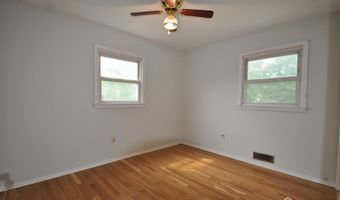 19 Clark Pl, Avenel, NJ 07001