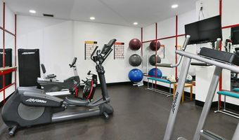6101 EDSALL Rd 312, Alexandria, VA 22304