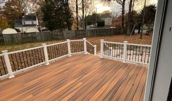 2907 DUMAS St, Alexandria, VA 22306