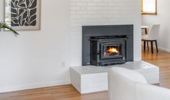 207 Kingsbury Dr, Aptos, CA 95003
