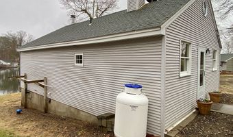 3 Maple Dr, Ashford, CT 06278