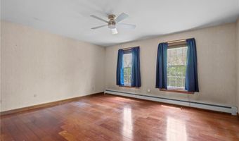 300 Twin River Rd, Lincoln, RI 02865
