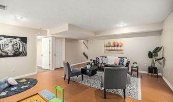 240 Pettis Ave NE, Ada, MI 49301