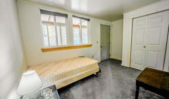 31 Herrick Rd, Belfast, ME 04915