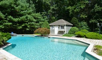 5 Jeff Ln, Canton, CT 06019