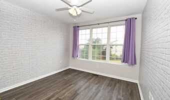 6216 ROUDSBY Ln, Alexandria, VA 22315