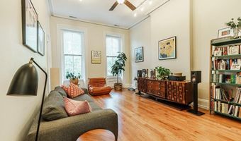 318 BAINBRIDGE St, Philadelphia, PA 19147
