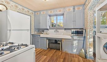 390 E College St, Alliance, OH 44601