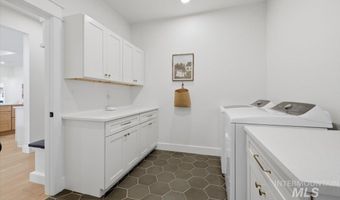 13958 Raptor Ln, Caldwell, ID 83607