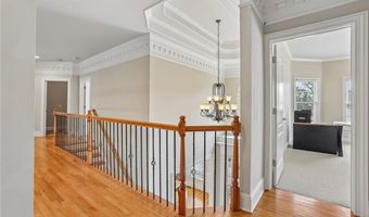 12516 Darvish Ln, Alpharetta, GA 30005