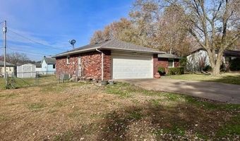 225 N Pringle Ave, Ash Grove, MO 65604