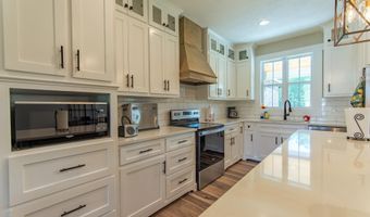 300 CHARLESTON, Adamsville, TN 38310