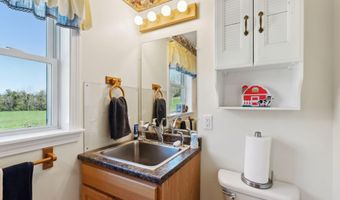 61 Pond Rd, Albion, ME 04910