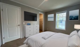7055 Quarry Rd 194, Amherst, OH 44001