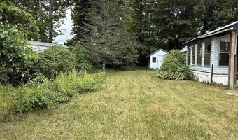 9 Village Dr, Brattleboro, VT 05301