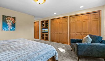 1042 Oak Knoll Dr, Ashland, OR 97520