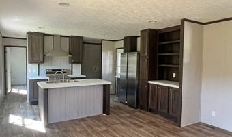 5885 Lavey Ln 123, Baker, LA 70714