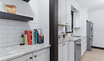 44 Holburn Ave, Cranston, RI 02910