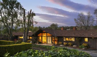 230 Avocado Pl, Camarillo, CA 93010