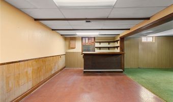 490 STEPHENS Rd, Akron, OH 44312