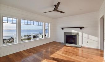 1 Amore Ln, East Greenwich, RI 02818