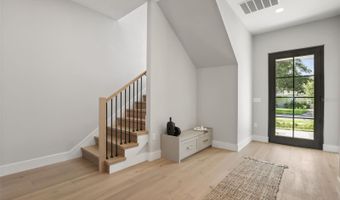 1326 W NEW HAMPSHIRE St, Orlando, FL 32804