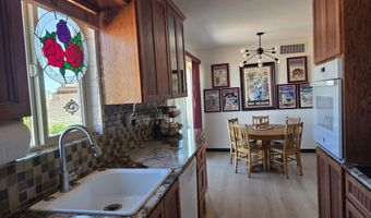 107 Mountain View Ave, Bisbee, AZ 85603