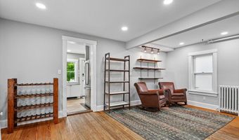 12 LINDEN Ave, Annapolis, MD 21401